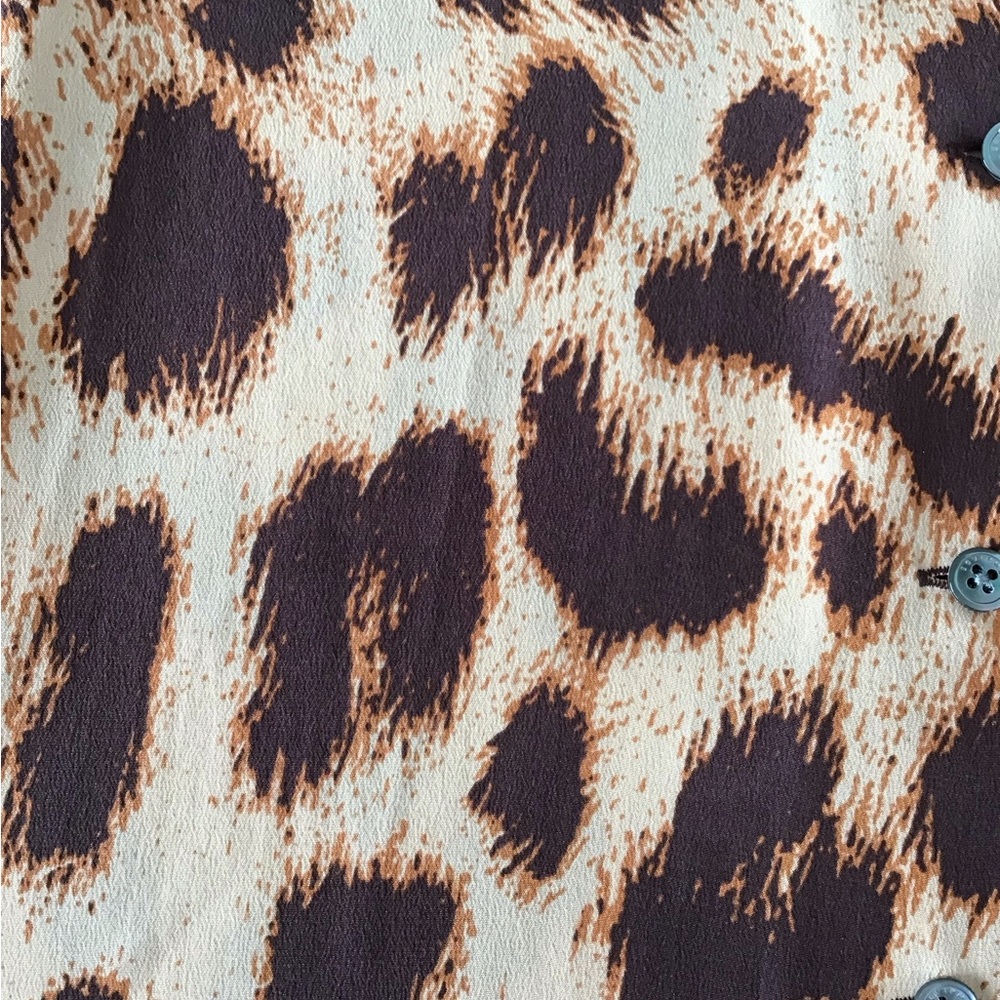 NWT EQUIPMENT 100% Silk Femme Sleeveless Top.  Animal print Beautiful! - Picture 4 of 6